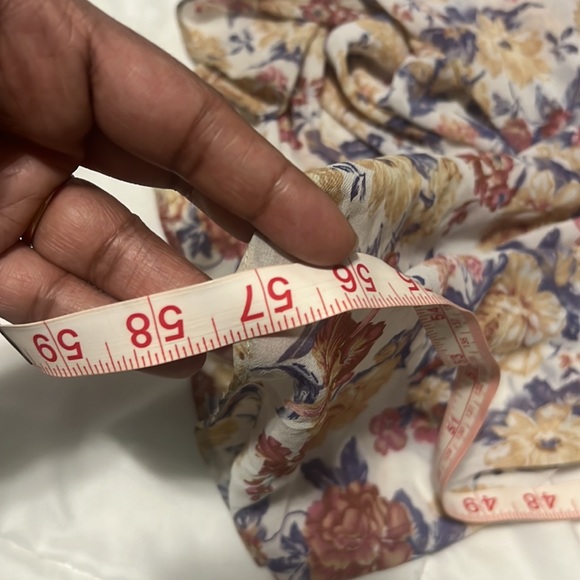 All over floral print dress available in blue as well - Picture 7 of 8